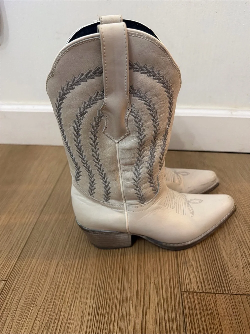 Sterling River Boots Women's White Gray Stitching Western Cowgirl Boots 6.5